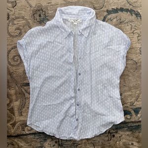 Sz large womens Hippie Rose button up casual flowy top. Baby blue white flowers